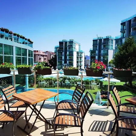F 207 Del Sol - просторно студио с кухня Apartamento Primorsko
