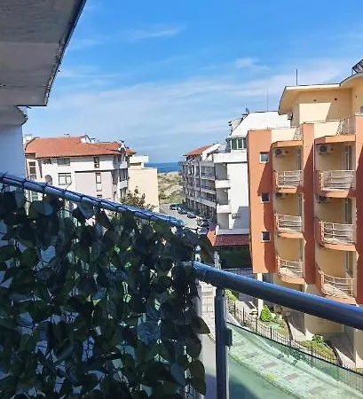 Apartament F 207 Del Sol - просторно студио с кухня и паркомясто Primorsko