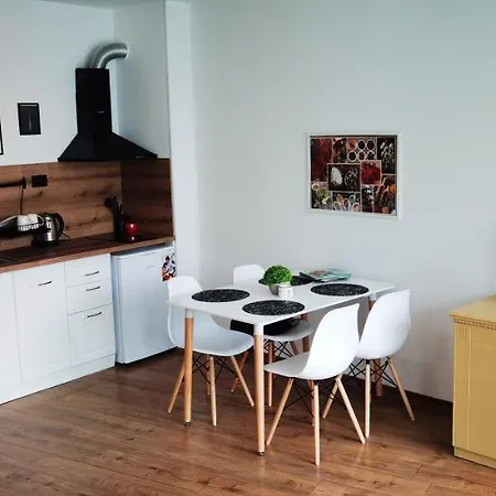 Appartement F 207 Del Sol - просторно студио с кухня и паркомясто