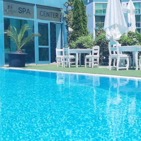 Apartament F 207 Del Sol - просторно студио с кухня *